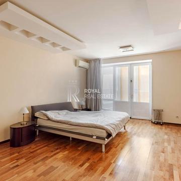 Панаса Мирного вул., 28-А