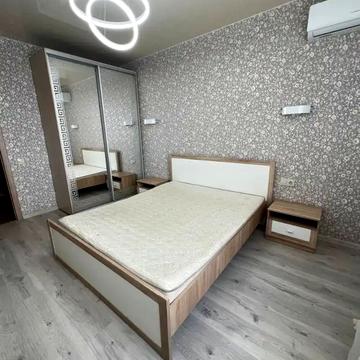 Співдружності вул., 1