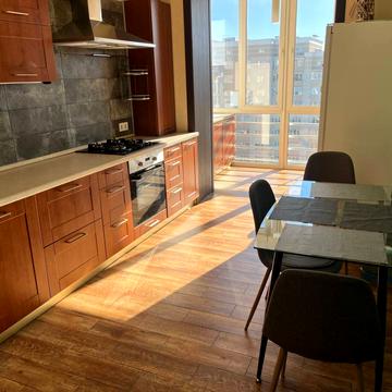 Кармелюка вул., 4/1