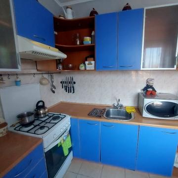 Академіка Корольова вул., 37