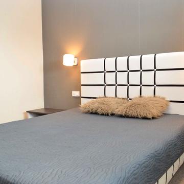 Червоної Калини просп. (Володимира Маяковського), 89