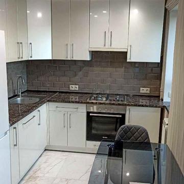 Олени Теліги вул., 37