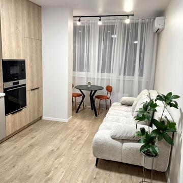 Повітряних Сил просп. (Повітрофлотський), 56-Б