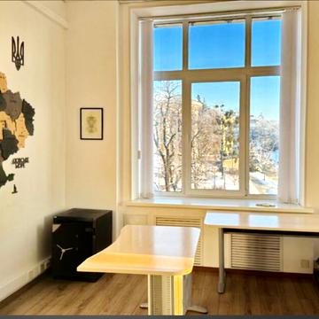 Хрещатик вул. (Kreschatic), 7/11