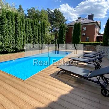 Лугова вул.