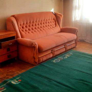 Валерія Лобановського просп. (Червонозоряний), 27