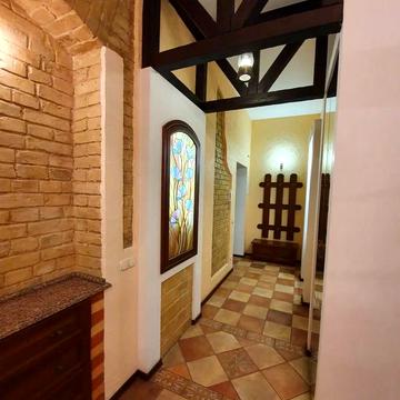 Мала Житомирська вул., 16/3