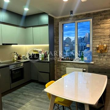 Берестейський просп. (Перемоги), 5-В