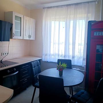 Князя Володимира Великого просп., 116