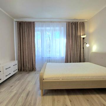 Тютюнників вул. (), 47