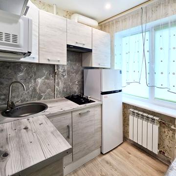 Квітки Цісик вул. (Гулі Корольової), 19