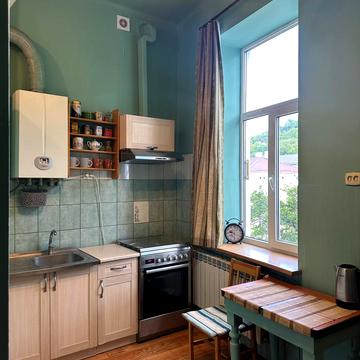 Огіркова вул., 2