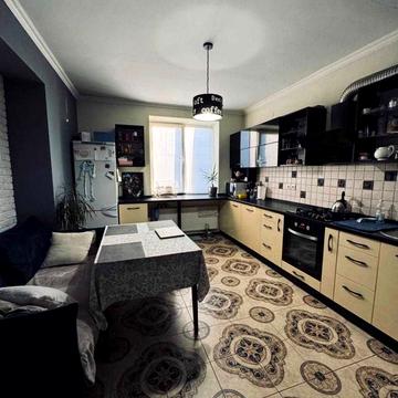 Розточчя вул., 168