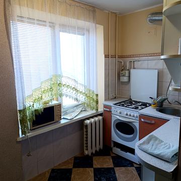 Козацька вул., 9