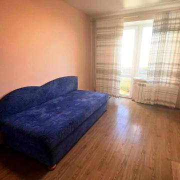 Гетьмана Івана Мазепи вул. (Топольна), 10