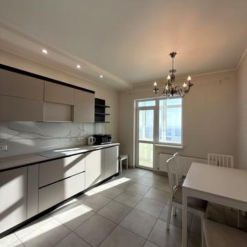 Перлинна вул., 6