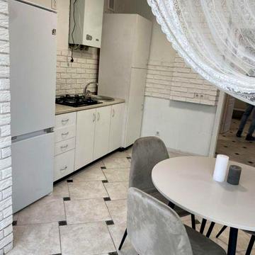 Лесі Українки бульв., 14-В