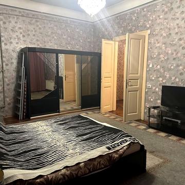 Личаківська вул. (), 20