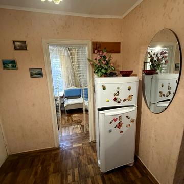 Героїв Національної Гвардії України просп., 63