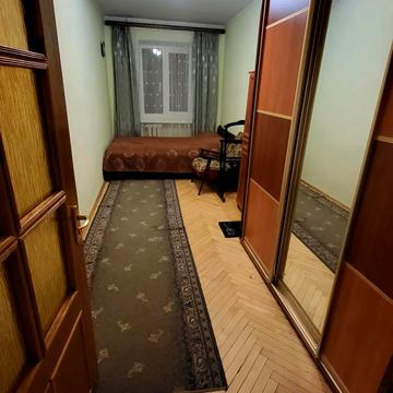 Володимира Великого вул. (Артема), 5