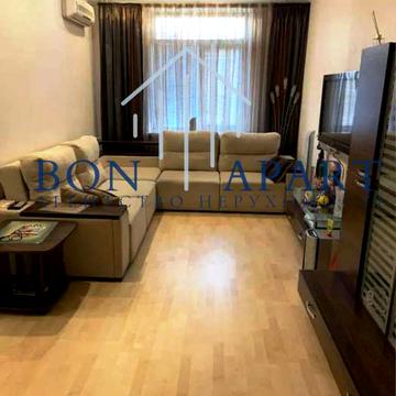 Гусовського вул., 15