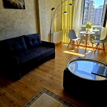 Перлинна вул., 3