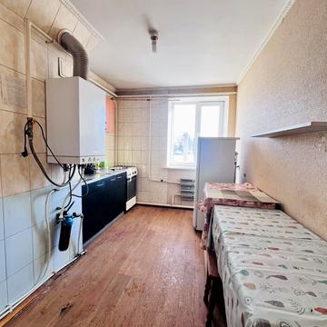 Здолбунівська вул., 9