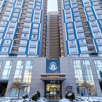 Джона Маккейна вул. (Івана Кудрі), 7