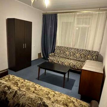 Повітряних Сил просп. (Повітрофлотський), 62