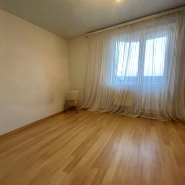 Проїзна вул., 11