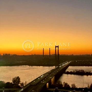 Зарічна вул., 2 к1