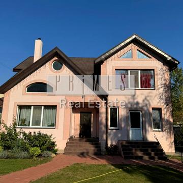 Центральна вул.