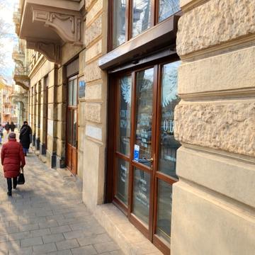 Степана Бандери вул. (), 5