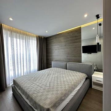 Зарічна вул., 1-Б