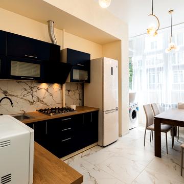 Бельведерська вул., 23