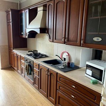 Чорновола вул., 107а