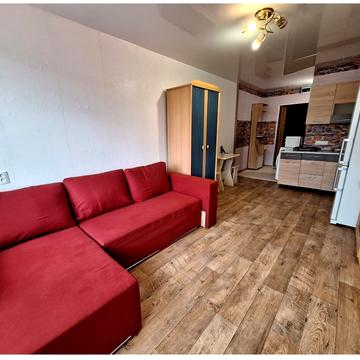 Університетський просп., 21