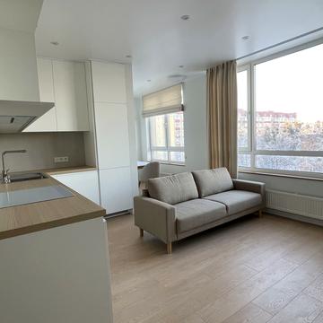 Салютна вул., 2к2