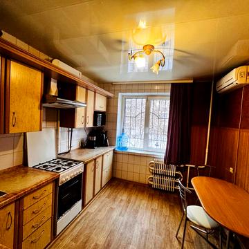 Миру просп., 6