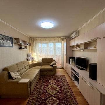 Сергія Амброса вул., 72