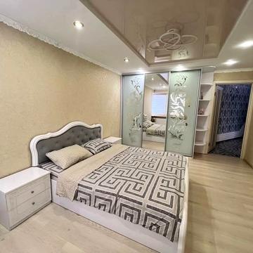 Київська вул., 8-А