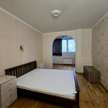 Княжий Затон вул., 2-Б