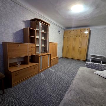 Михайла Грушевського вул. (Котовського), 105