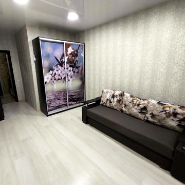 Каховська вул., 62