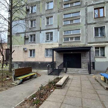 Історична вул., 38