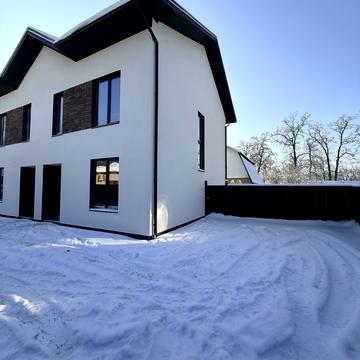 Щаслива вул., 18