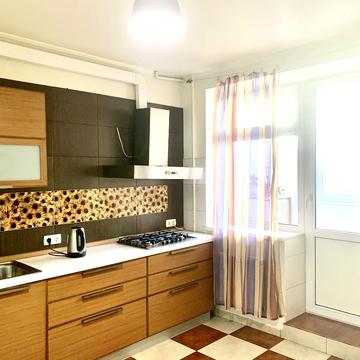 Зоопаркова вул., 10