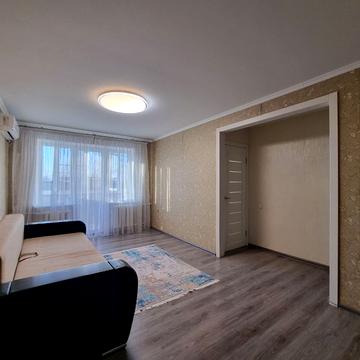 Тесленка вул., 19