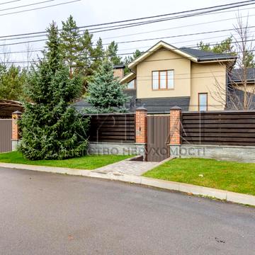 Спортивна вул.