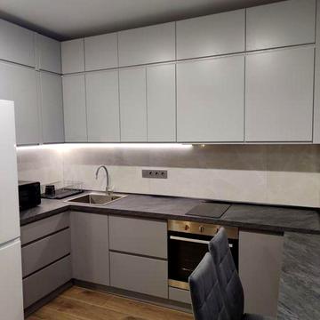 Щаслива вул., (Будинок 14/4)